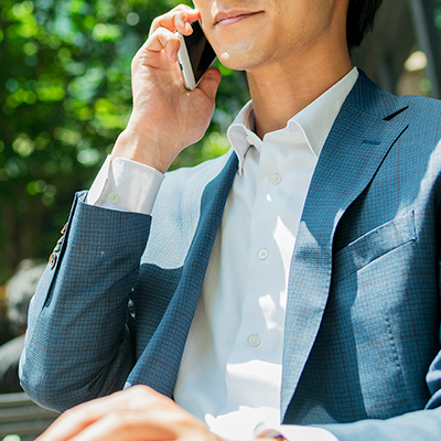 「LINEまたはお電話にてご予約」イメージ写真